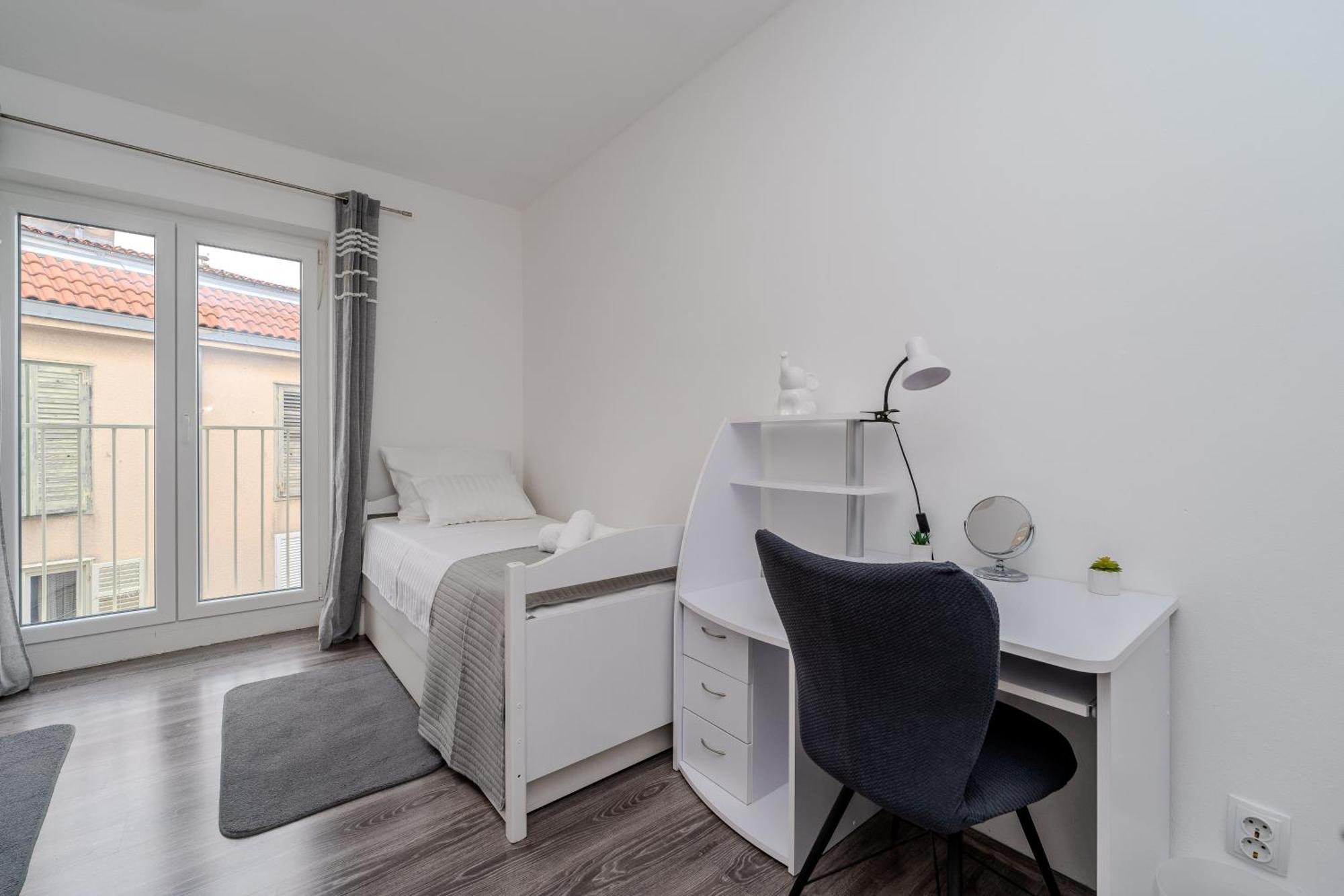 Zadar Center Apartment Verdi,Big & Cosy Экстерьер фото